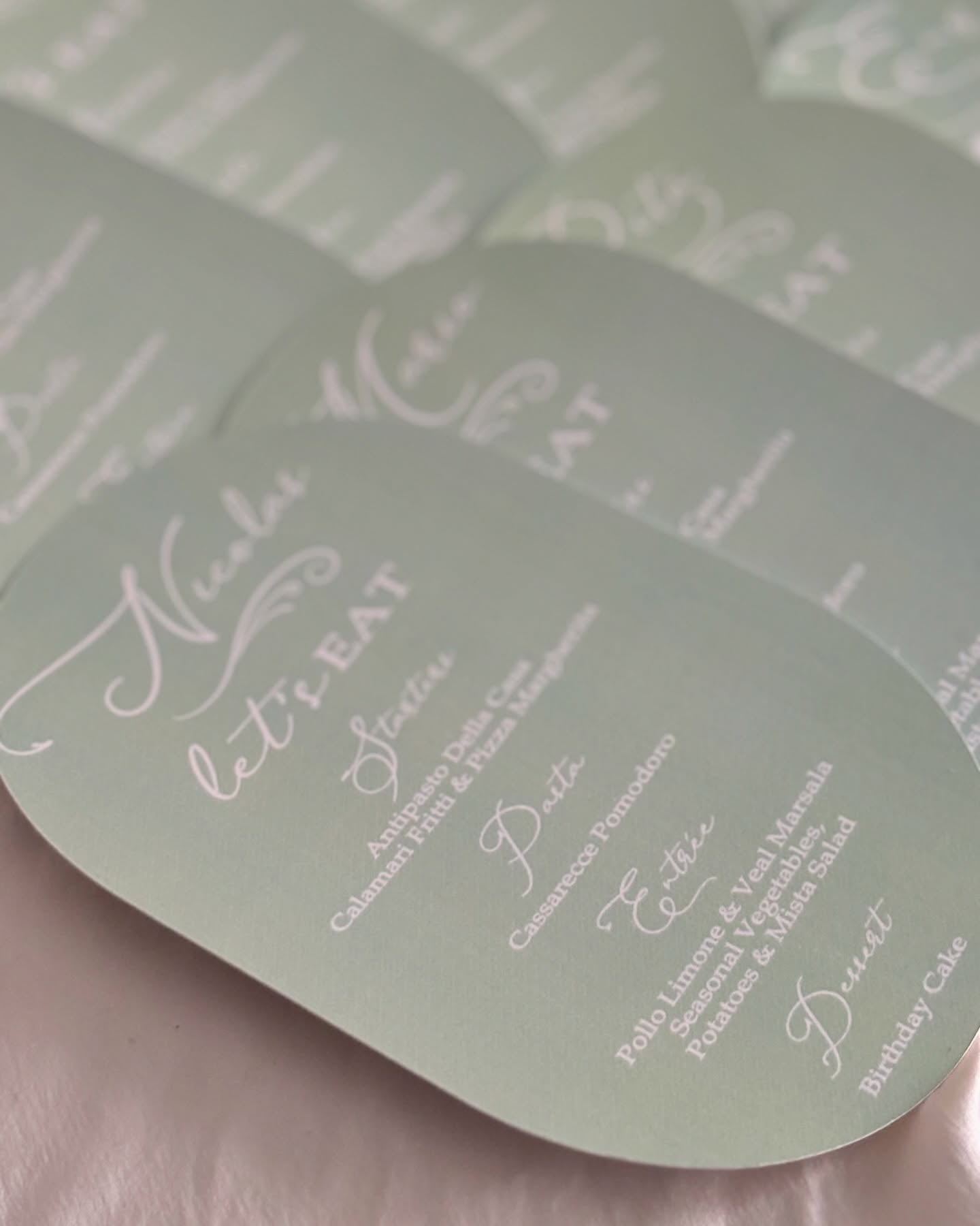 Menu & Seating Card- SAGE OVAL