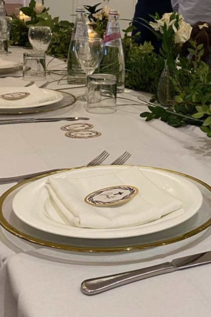 Seating Cards- WHITE & GREENERY OVAL